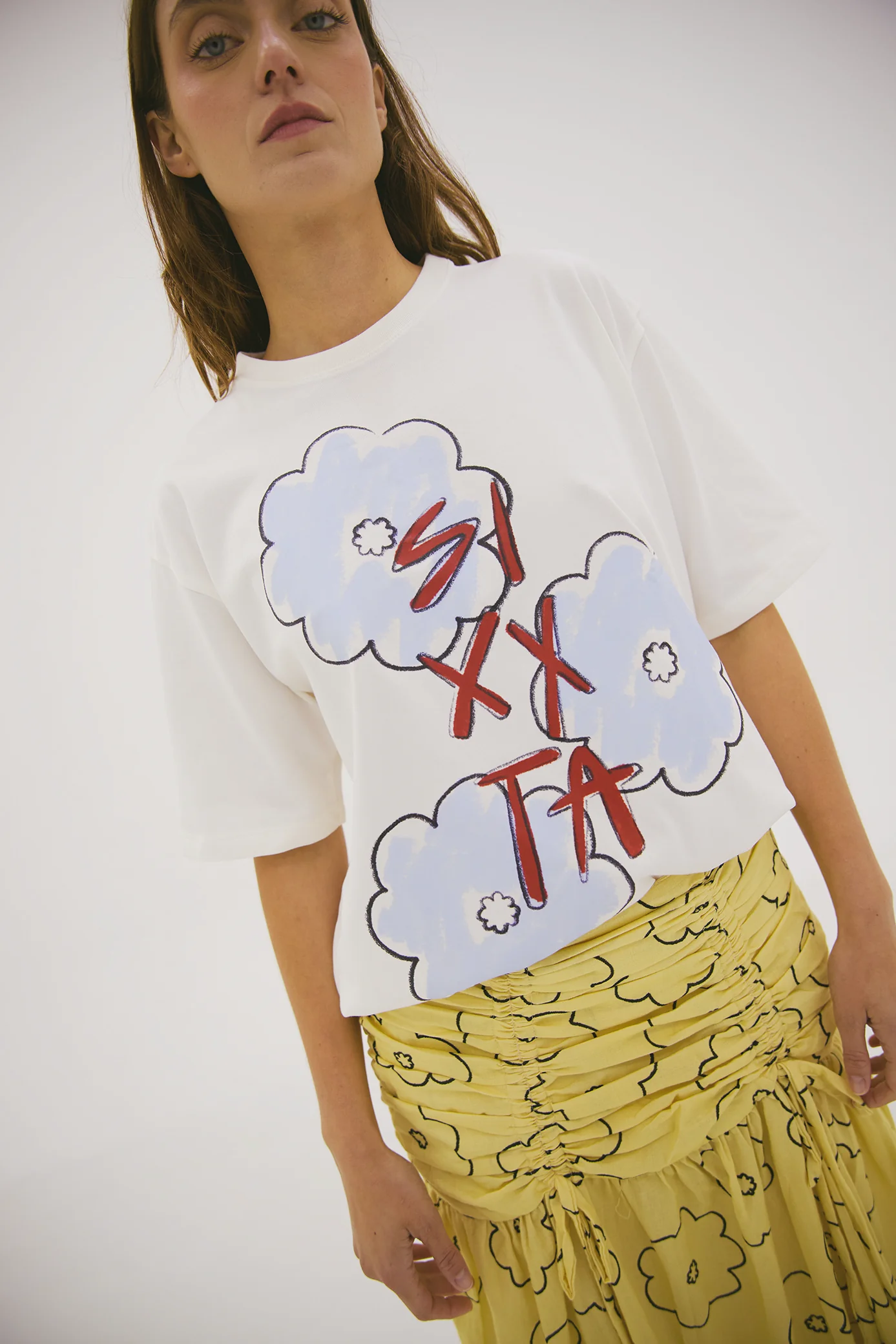 Iconic La Flor T-shirt - Image 6