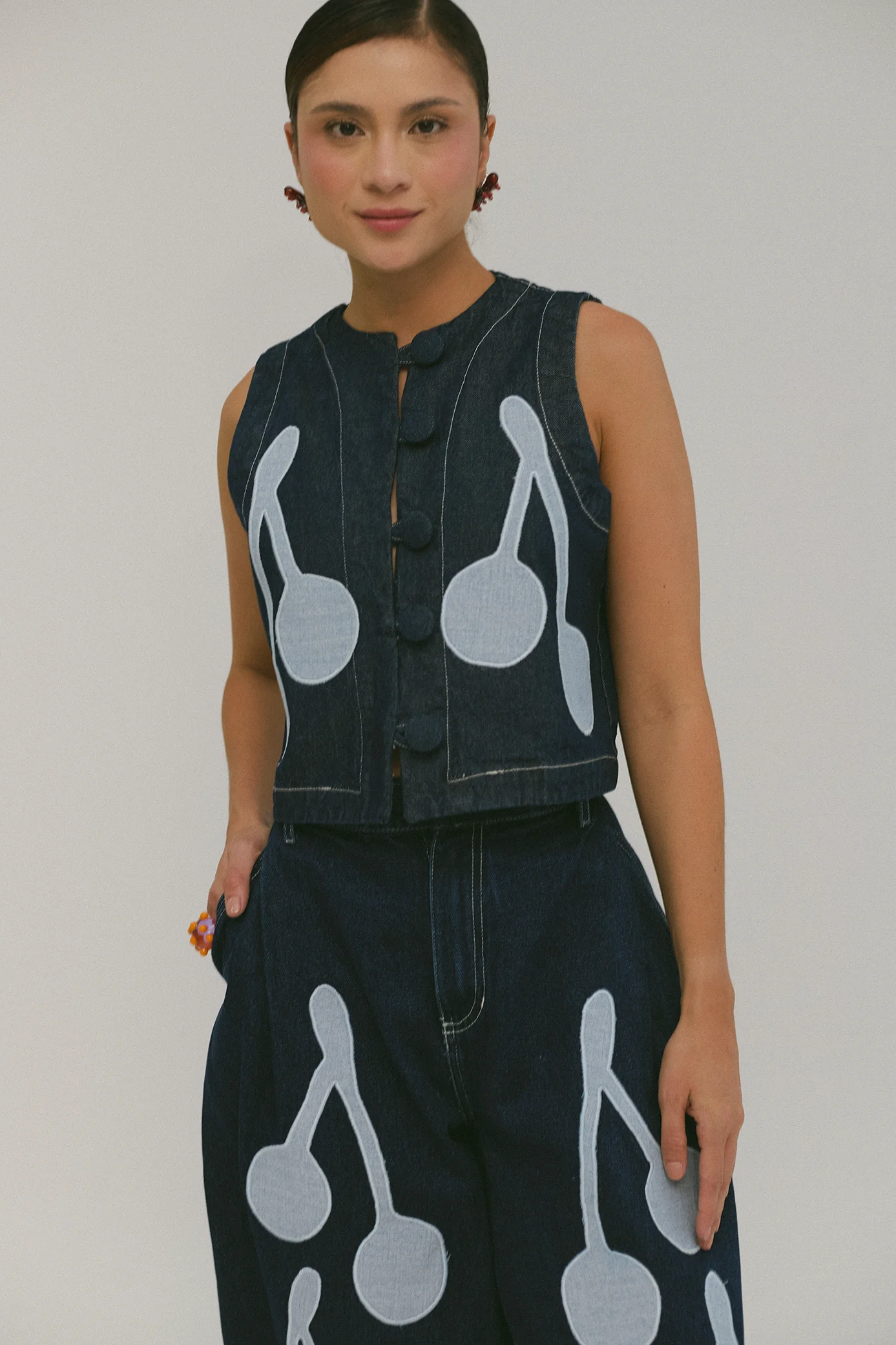 Cherry Brindis Vest - Image 4