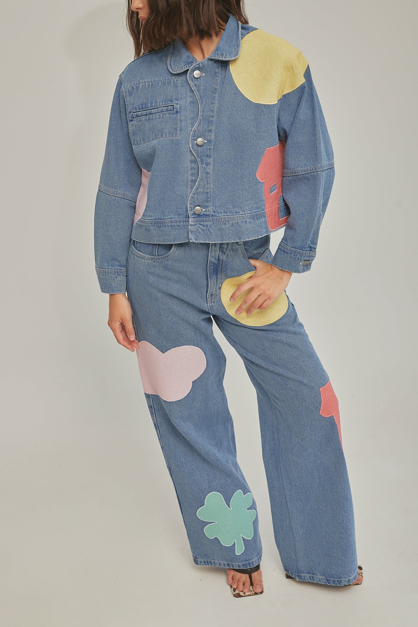 Drawing Patch Chill Jeans - Image 4