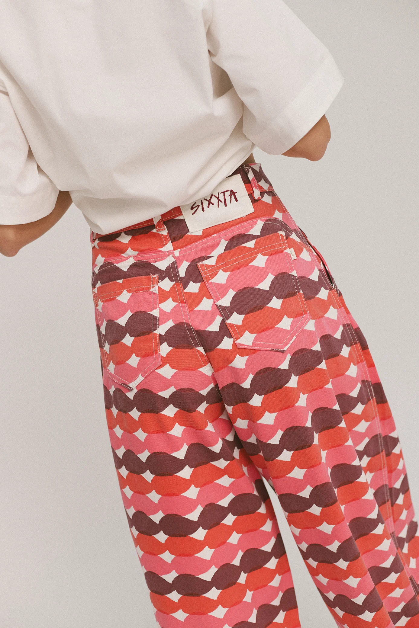 Red Glazed Balloon Jean - Image 7
