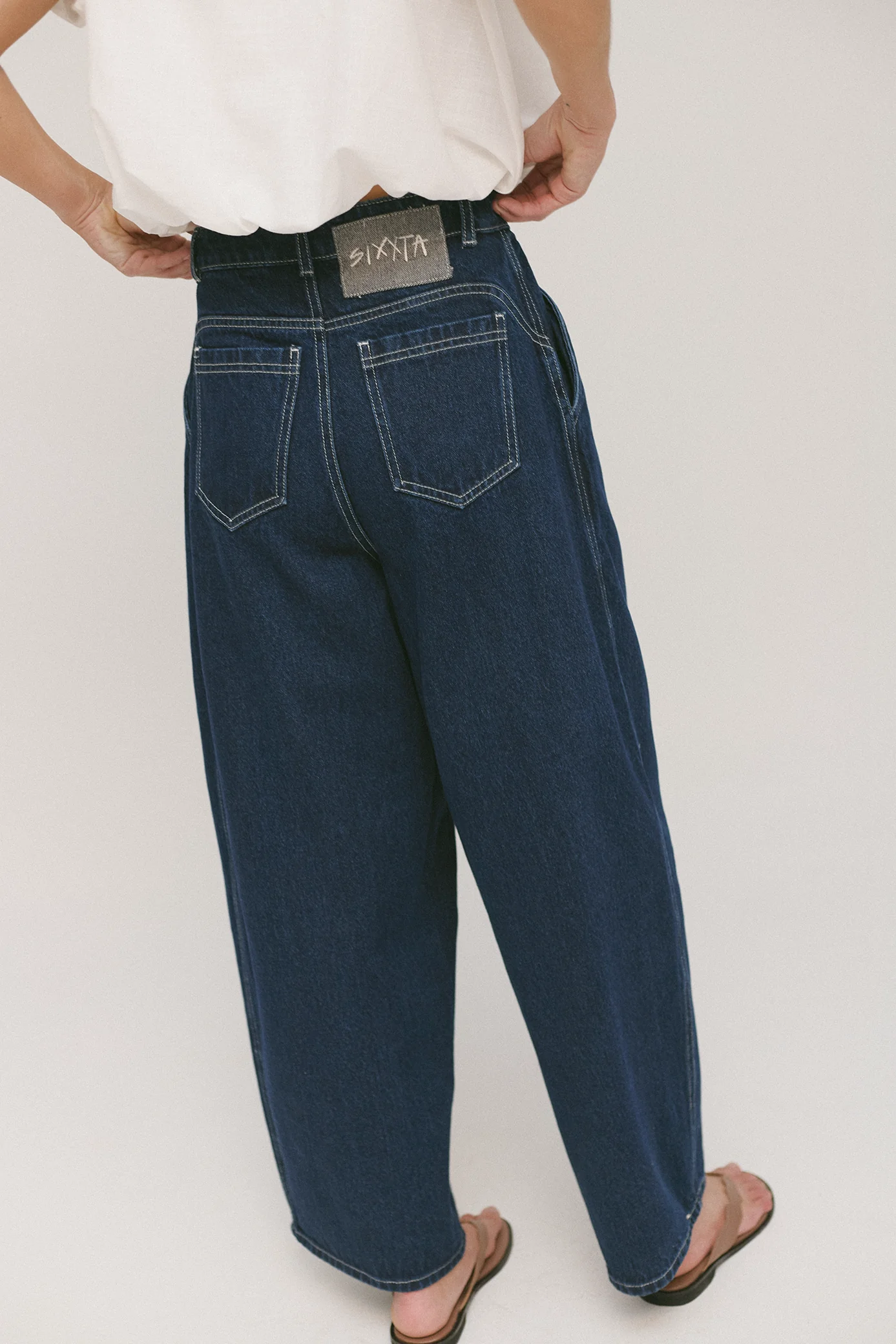 Serpentina Balloon Jean - Image 5