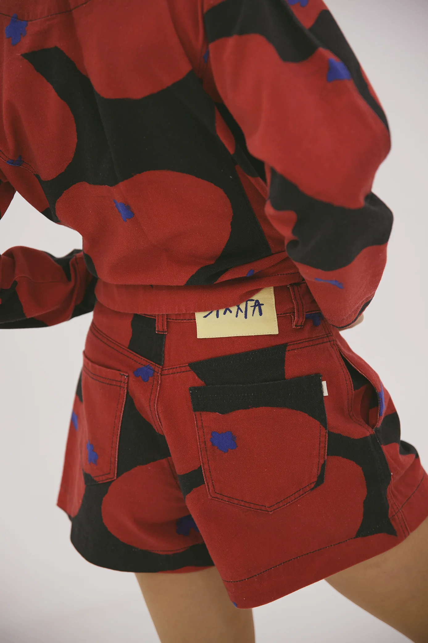 Helen Night Tomatoes Shorts  - Image 6